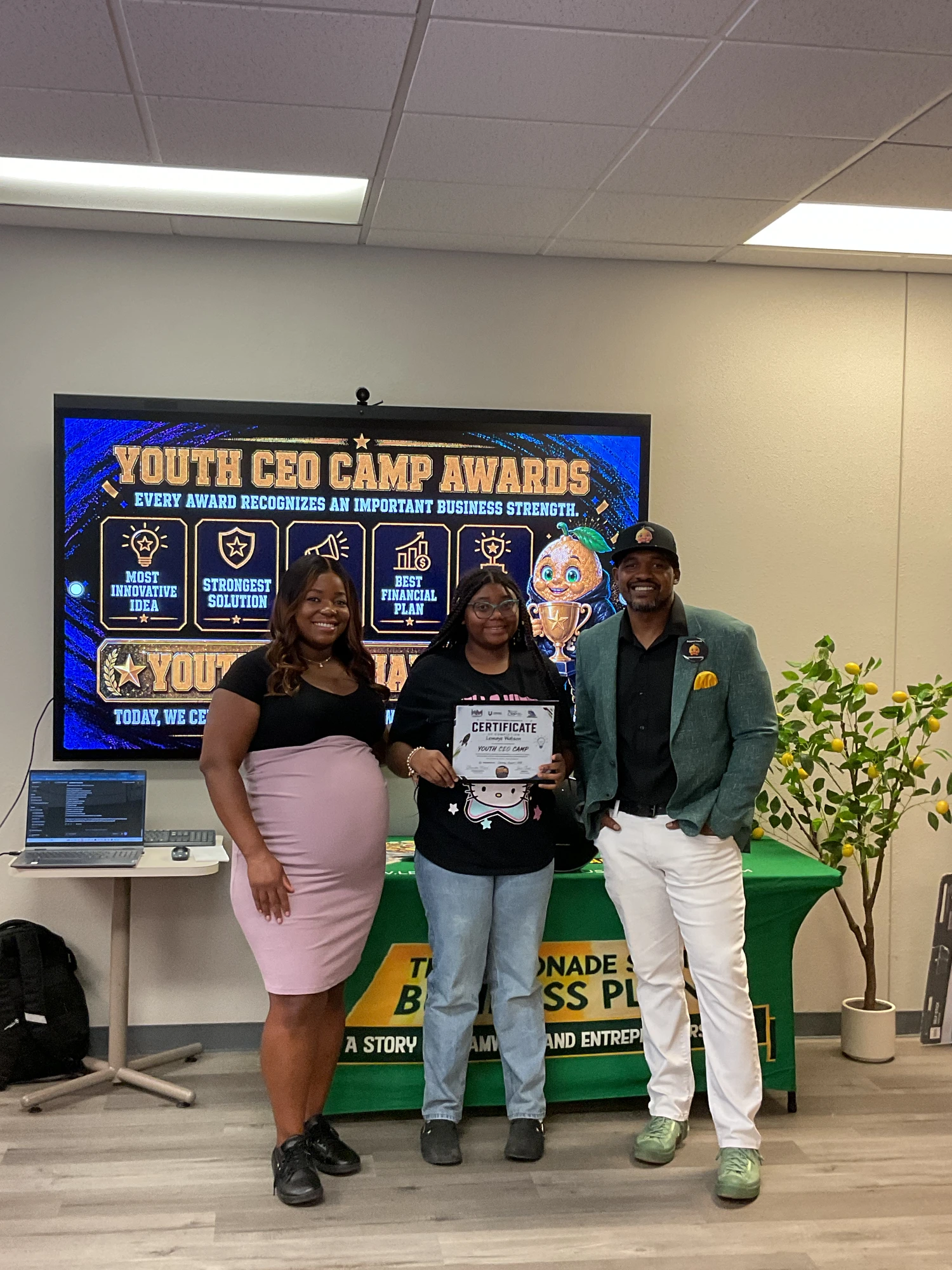 Honesty Henderson honored at Youth CEO Camp Pitch Day